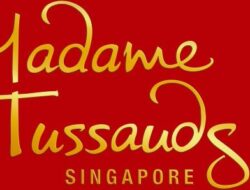 Lay Zhang has joined the red carpet at Madame Tussauds Singapore