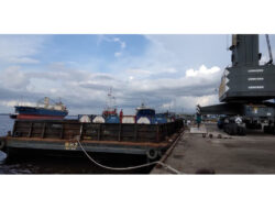 Pelindo 1 Cabang Dumai Ekspor Isotank ke Port Klang Malaysia