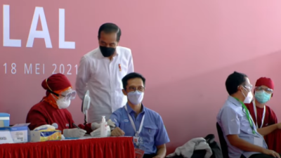 Vaksinasi Gotong Royong Mahal, UMKM Pilih Protokol Kesehatan Saja