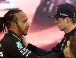 Lewis Hamilton: Selamat untuk Juara Dunia F1 2021 Max Verstappen
