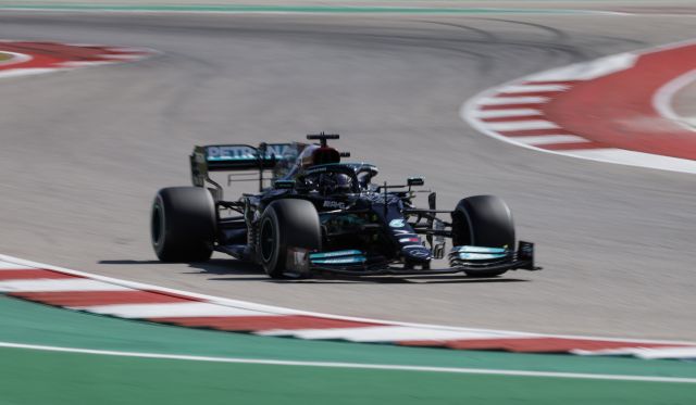 Mobil Mercedes Lewis Hamilton