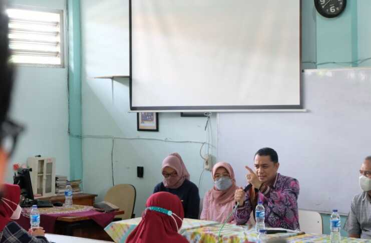 Wali Kota Surabaya Kecewa Guru Tampar Murid