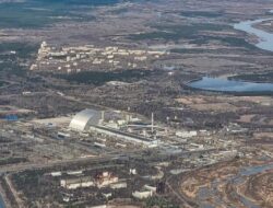 Pasukan Rusia Ambil Alih Pembangkit Listrik Chernobyl