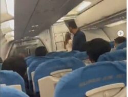 Video Viral Tiktok Penumpang Pesawat Super Air Jet Mengamuk