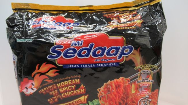 Mie Sedaap Korean Spicy Chicken
